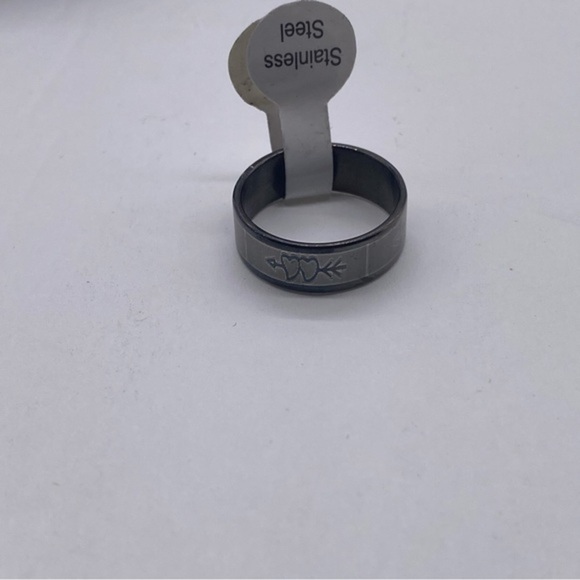 Stainless Steel Unisex Ring Double Heart Arrow Black Gray Size 8 - Picture 5 of 8